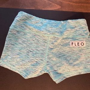 FLEO small, mint green print